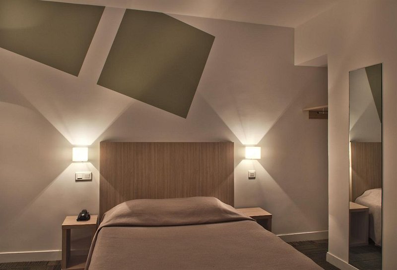 Louisa Hotel in Paris, Paris-Charles De Gaulle Wohnbeispiel