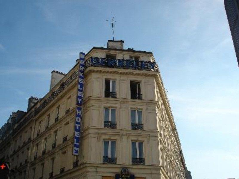 Berkeley in Paris, Paris-Orly Außenaufnahme