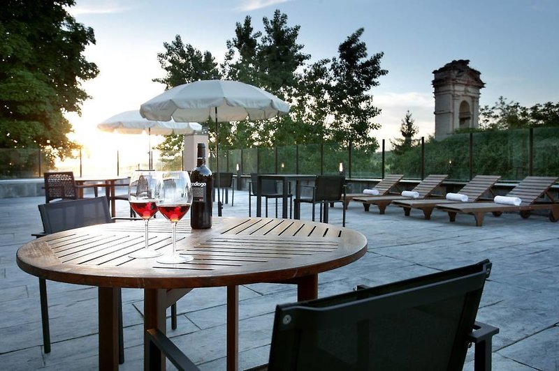 Exe Casa de Los Linajes in Segovia, Madrid Terrasse