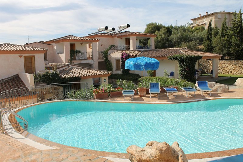 Residence Bouganvillage in Tanaunella, Olbia,Sardinien Pool