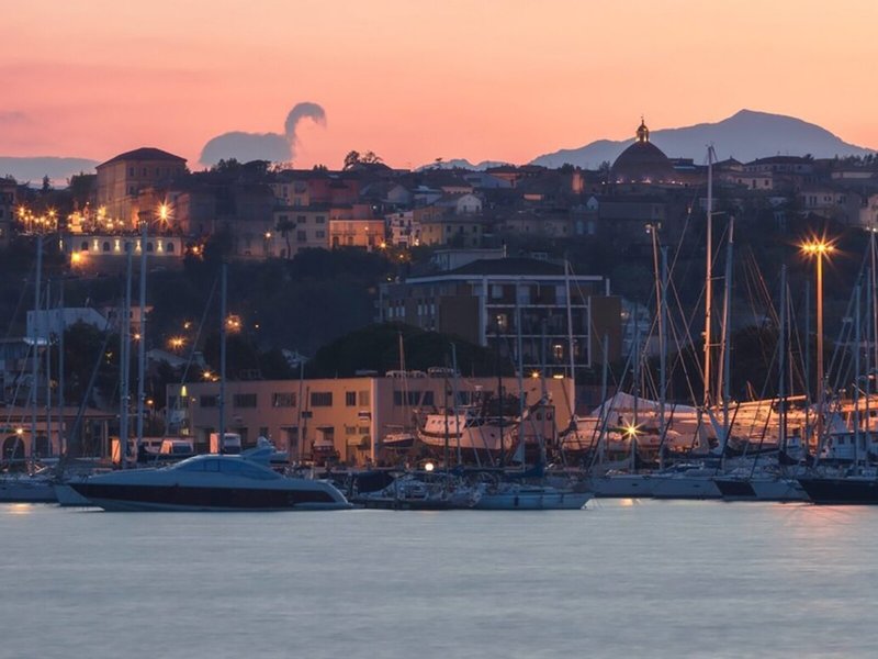 Nuovo Hotel Settibi in Giulianova Lido, Bologna Außenaufnahme