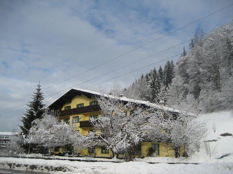 Sonnwend in Fieberbrunn, Innsbruck (AT) Außenaufnahme