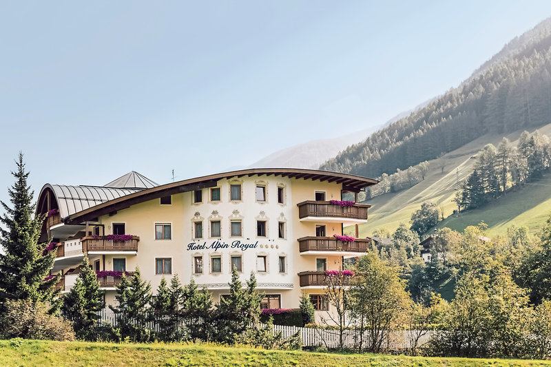 Alpin Royal Wellness Refugium & Resort Hotel in Valle Aurina, Außenaufnahme