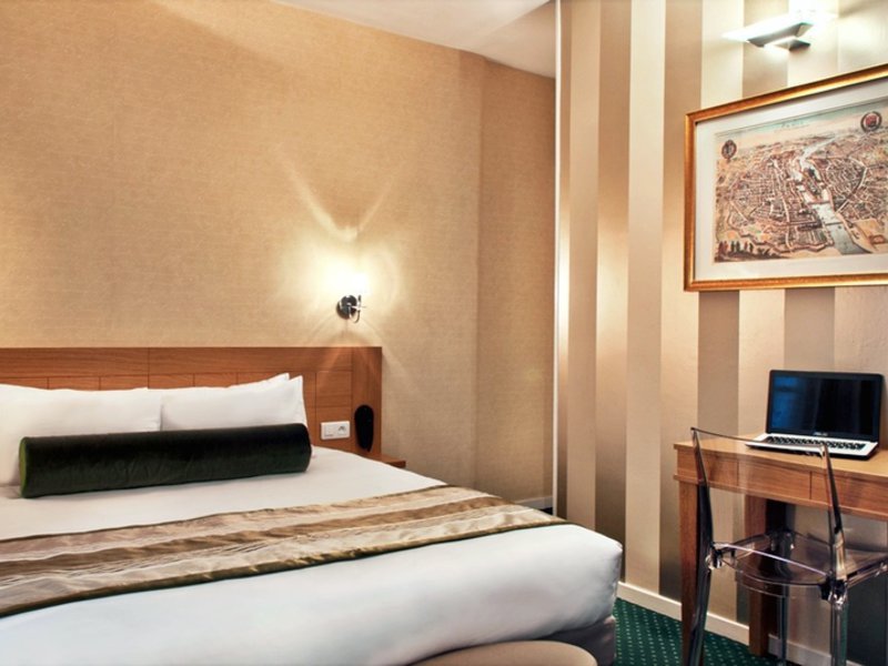 Hotel Romance Malesherbes by Patrick Hayat in Paris, Paris-Charles De Gaulle Wohnbeispiel