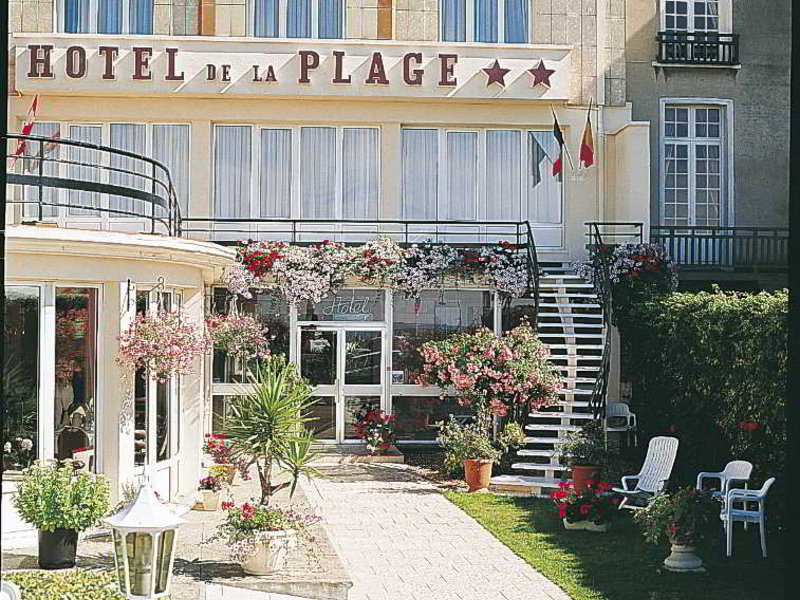 Hotel De la Plage in Dieppe, Paris-Charles De Gaulle Außenaufnahme