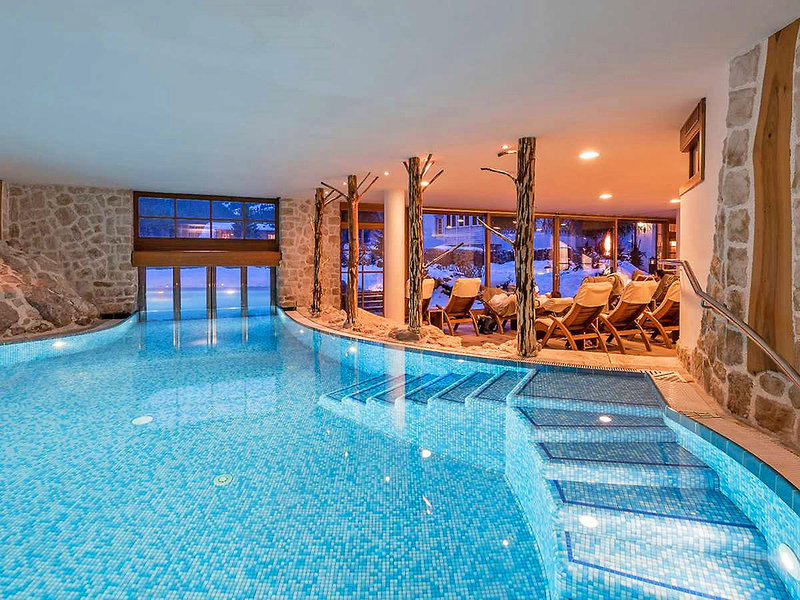Hallenbad