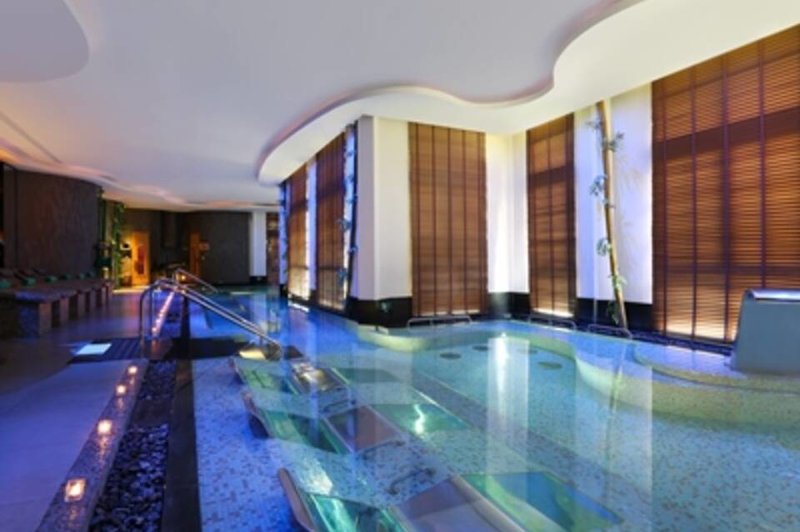 Hallenbad