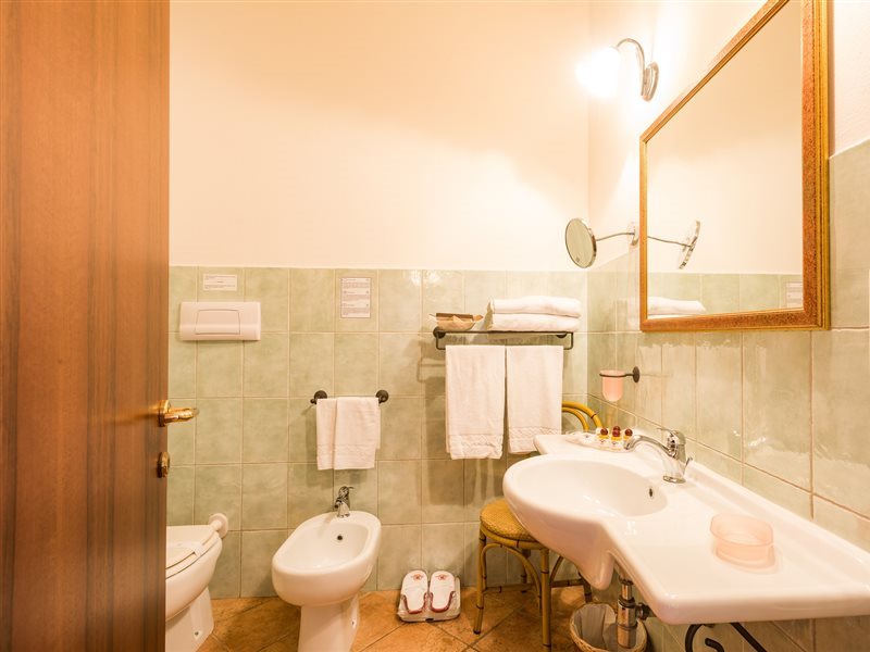 Hotel Lido Degli Spagnoli in Portoscuso, Cagliari Badezimmer