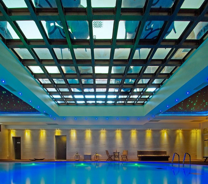 Hallenbad