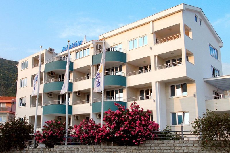 Bella Vista in Becici, Tivat (Montenegro) Außenaufnahme