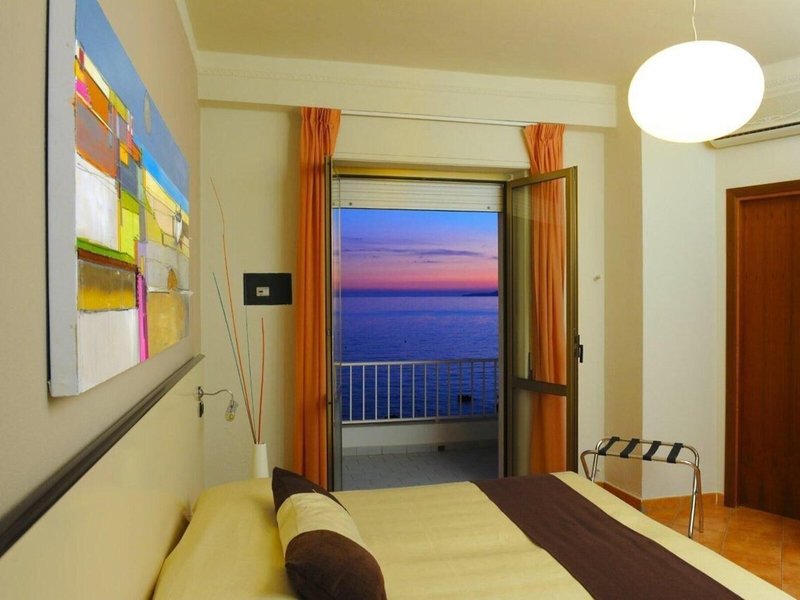 Hotel Mediterraneo in Sapri, Neapel Außenaufnahme