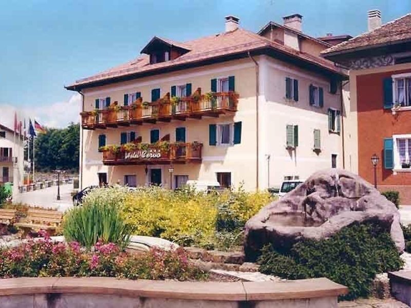 Hotel Cervo Wellness und Family in Lavarone, Venedig Außenaufnahme