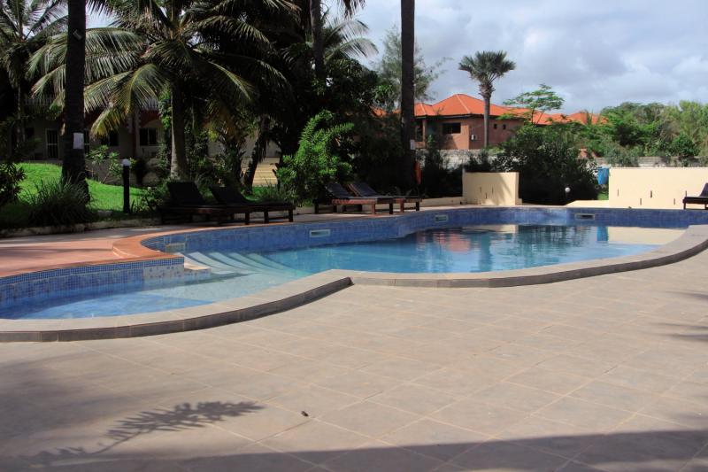Golden Beach Hotel in Bijilo, Banjul (Gambia) Pool