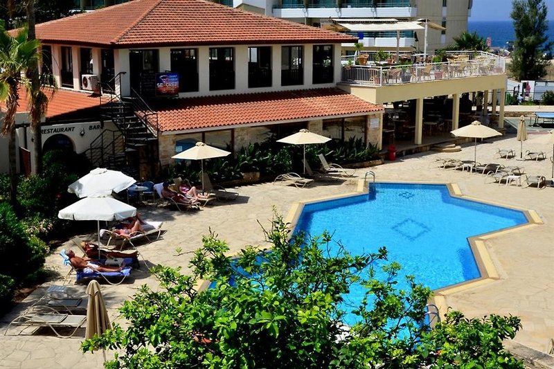 Panareti Paphos Resort in Paphos, Paphos (Süden) Pool