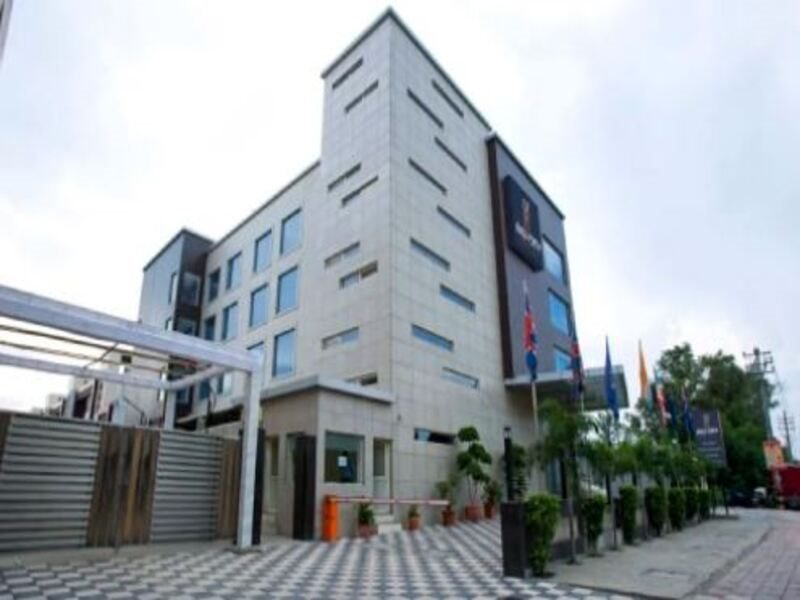 Udman Hotel Chattarpur in Delhi, Delhi Außenaufnahme
