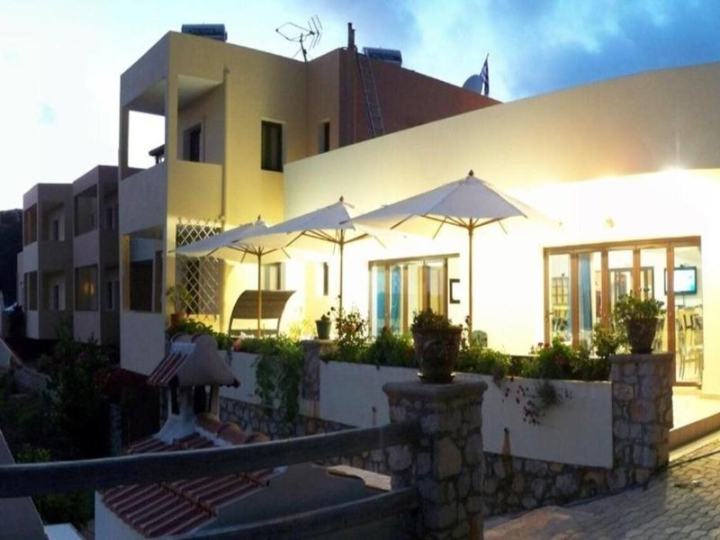 Miraluna Hotel in Lefkos, Karpathos Außenaufnahme