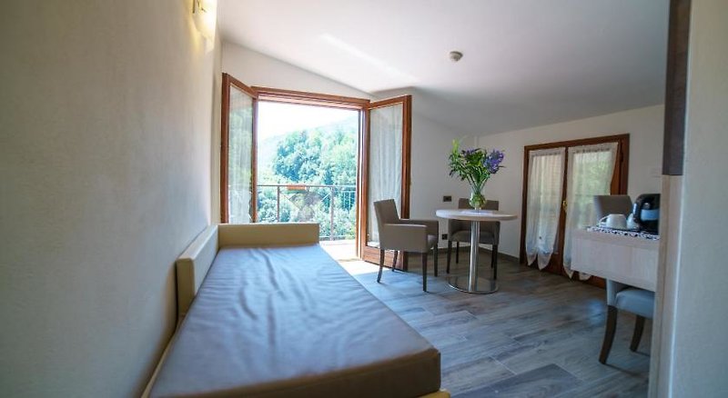 Hotel Ristorante Lago Bin in Rocchetta Nervina, Genua Wohnbeispiel