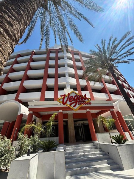 Vegas Resort in San Giljan, Malta Außenaufnahme