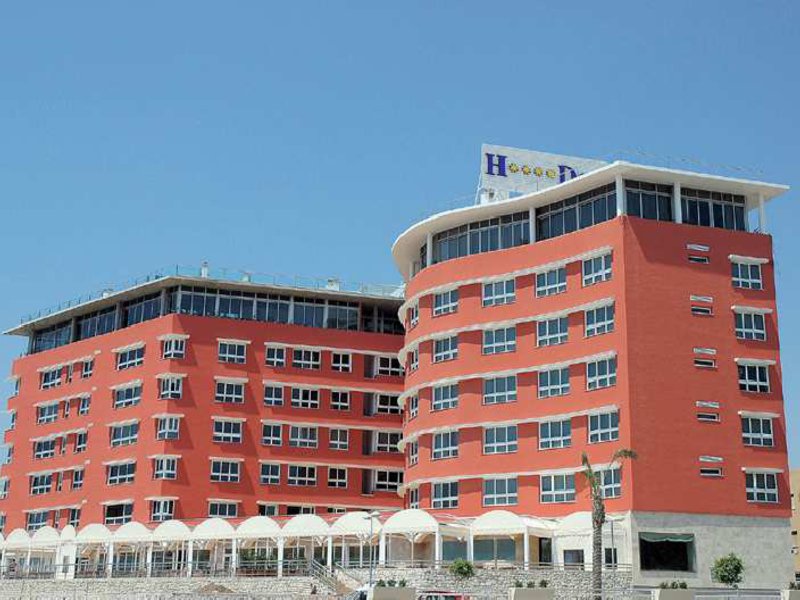 Puerto Juan Montiel Spa y Base Nautica in Águilas, Almeria Außenaufnahme