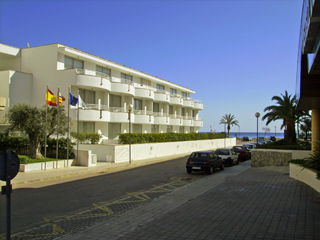 Apartamentos Morito Beach in Cala Millor, Mallorca Außenaufnahme