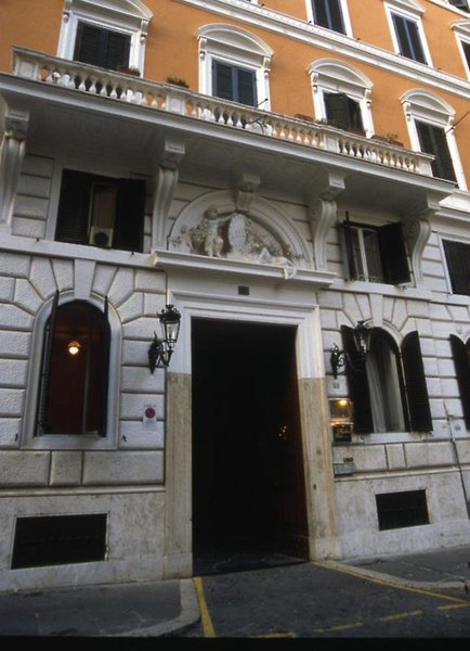 Seiler in Rom, Rom-Fiumicino Außenaufnahme