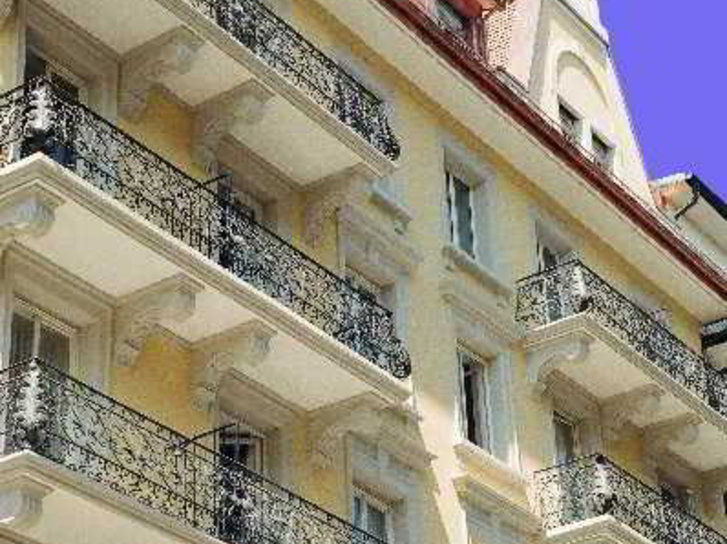 Alpina in Luzern, Z�rich (CH) Außenaufnahme