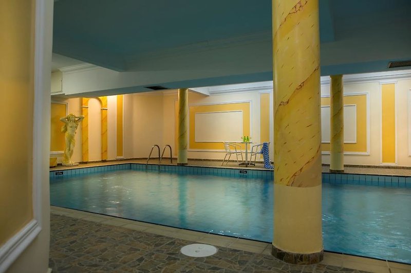 Hallenbad