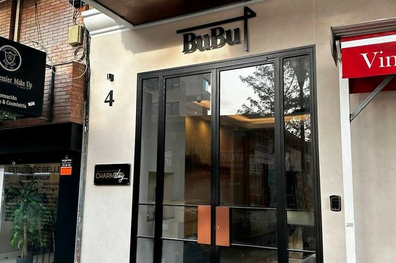 Bubu Apartments by Holidays2Malaga in Málaga, Malaga Lounge/Empfang