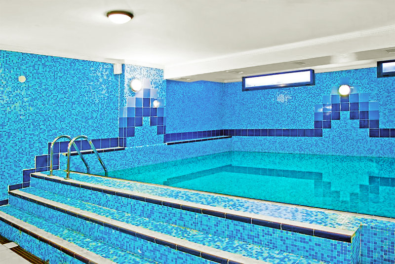 Hallenbad