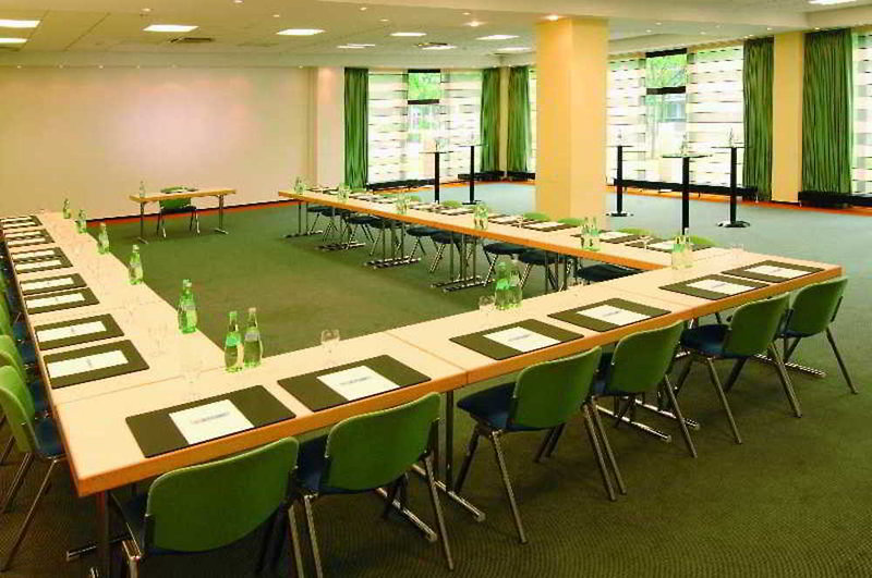 NH Oberhausen in Oberhausen, Düsseldorf (DE) Konferenzraum