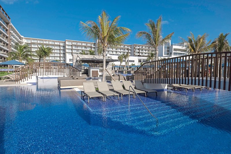 Royalton Splash Riviera Cancun, An Autograph Collection All-Inclusive Resort in Puerto Morelos, Cancun Pool