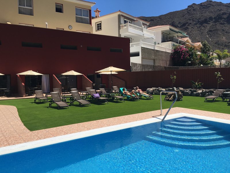 Sol Mogan Suites in Las Burrillas, Gran Canaria Pool