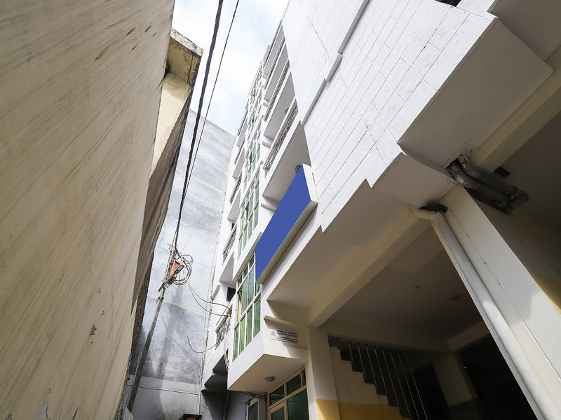 Charanpahari Hotel by OYO Rooms in Delhi, Delhi Wohnbeispiel