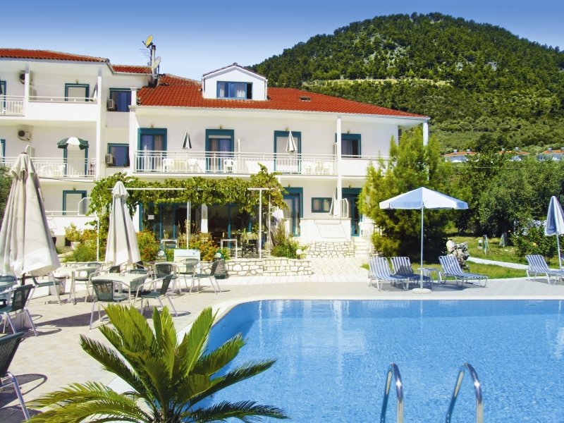 Dimitris in Chrysi Ammoudia, Kavala (Thassos) Pool