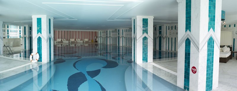 Hallenbad