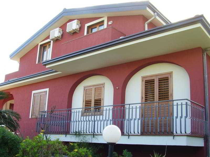 Casalotto Inn B&B in Aci Sant'Antonio, Catania Außenaufnahme