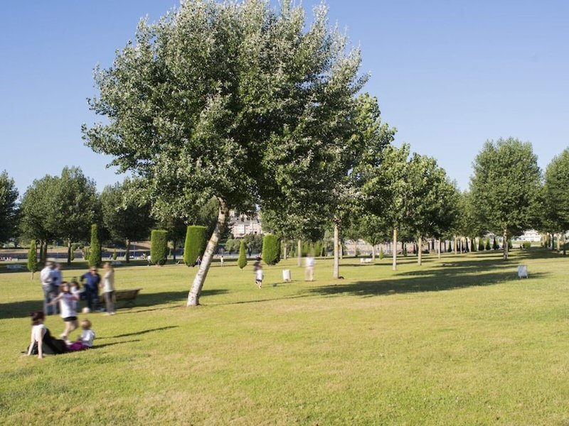 Apartamentos Portazgo in A Coruña, Santiago de Compostela Landschaft