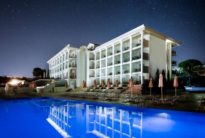 Avalon Palace Hotel in Bochali, Zakynthos Pool