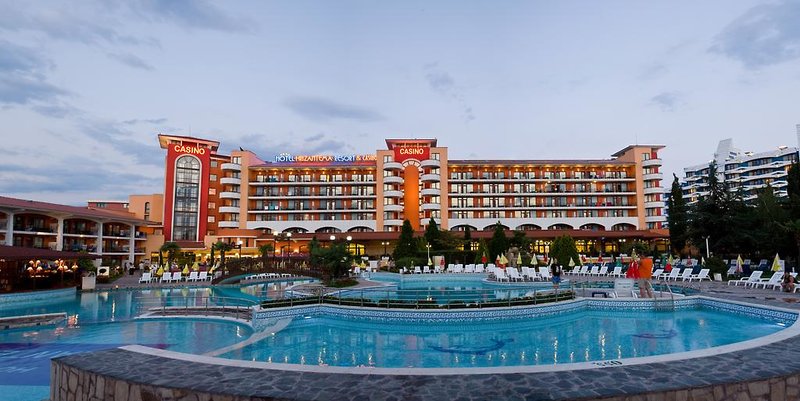 Hrizantema Hotel & Casino in Sonnenstrand, Varna Außenaufnahme