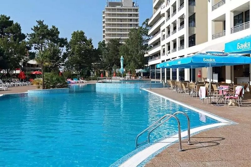 Four Points by Sheraton Sunny Beach in Sonnenstrand, Burgas Pool