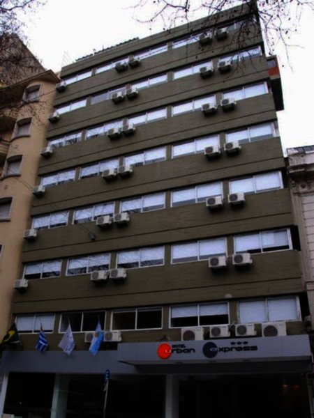 Urban Express in Montevideo, Montevideo Außenaufnahme
