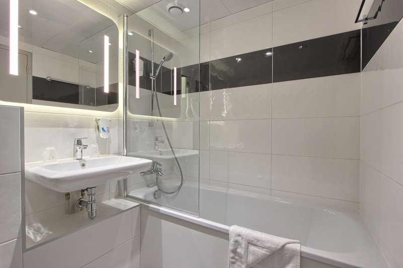 Hotel Inn Design Paris Place dItalie in Paris, Paris-Charles De Gaulle Badezimmer