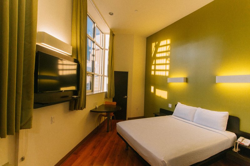 Feather Factory Hotel in New York City, New York-Newark Wohnbeispiel