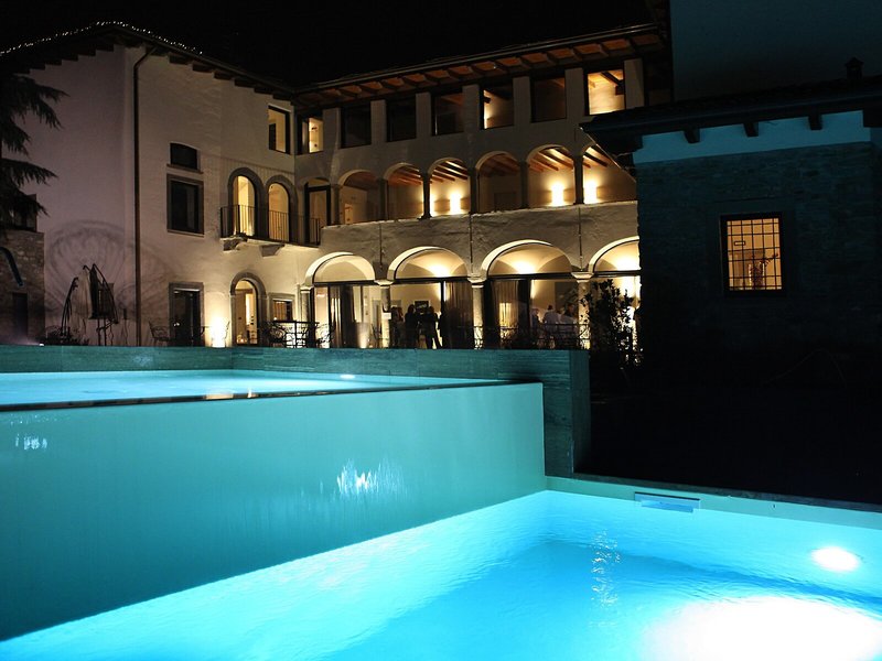 Podere Castel Merlo in Villongo, Mailand (Malpensa) Außenaufnahme
