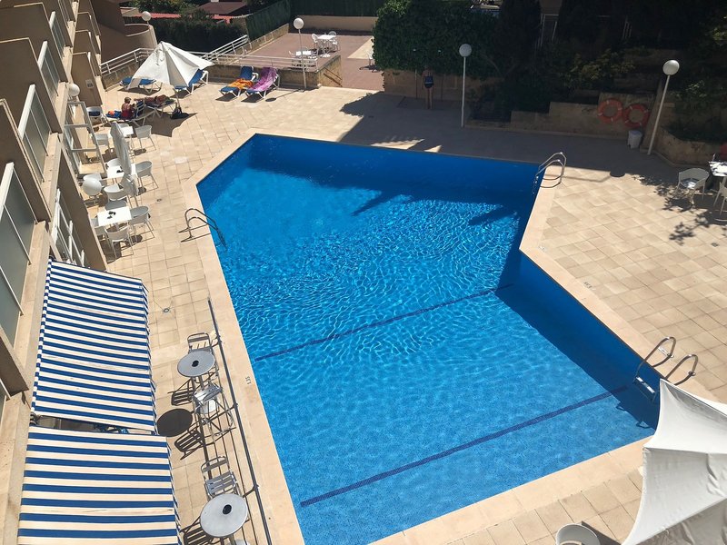 Tora in Paguera, Mallorca Pool