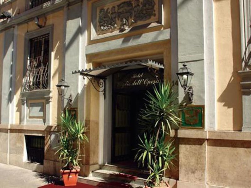 Giglio dell'Opera in Rom, Rom-Fiumicino Außenaufnahme