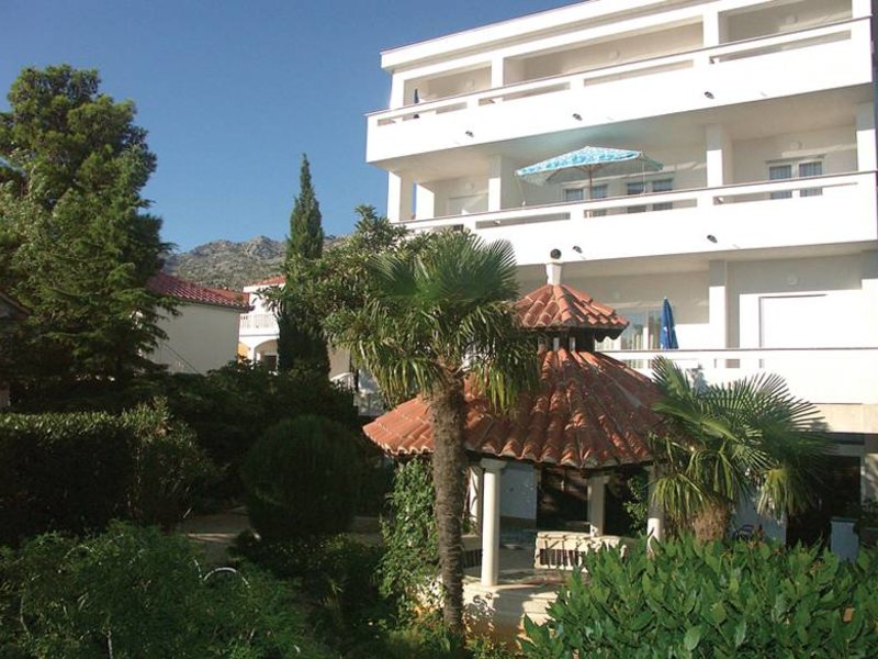 Hotel Vicko in Starigrad-Paklenica, Zadar (Kroatien) Außenaufnahme