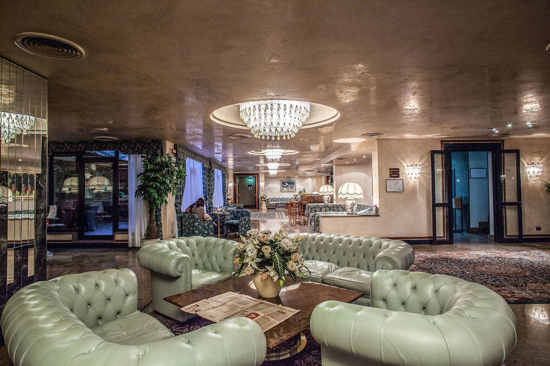 Hotel Leonardo Da Vinci in Sassari, Olbia,Sardinien Lounge/Empfang