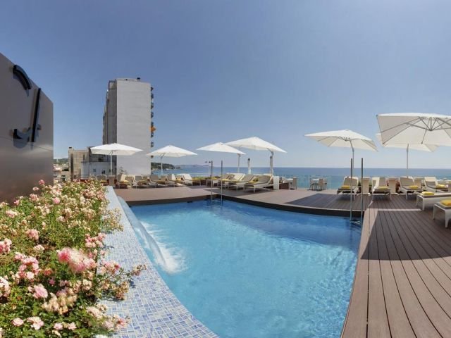 Cosmopolita Hotel-Boutique in Platja d'Aro, Barcelona Pool