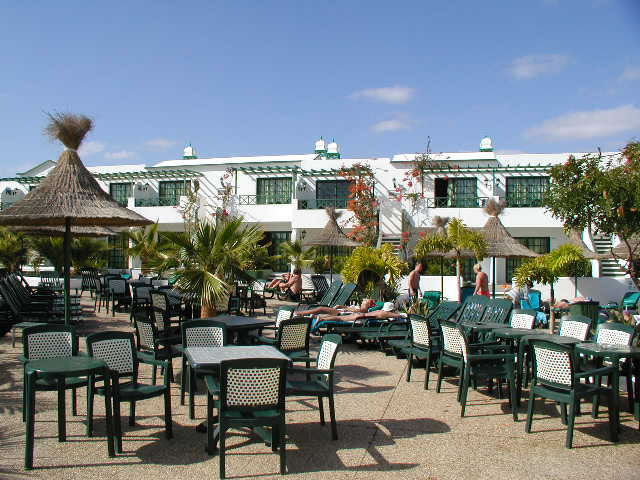 Apartamentos Playa Pocillos in Puerto del Carmen, Lanzarote Außenaufnahme